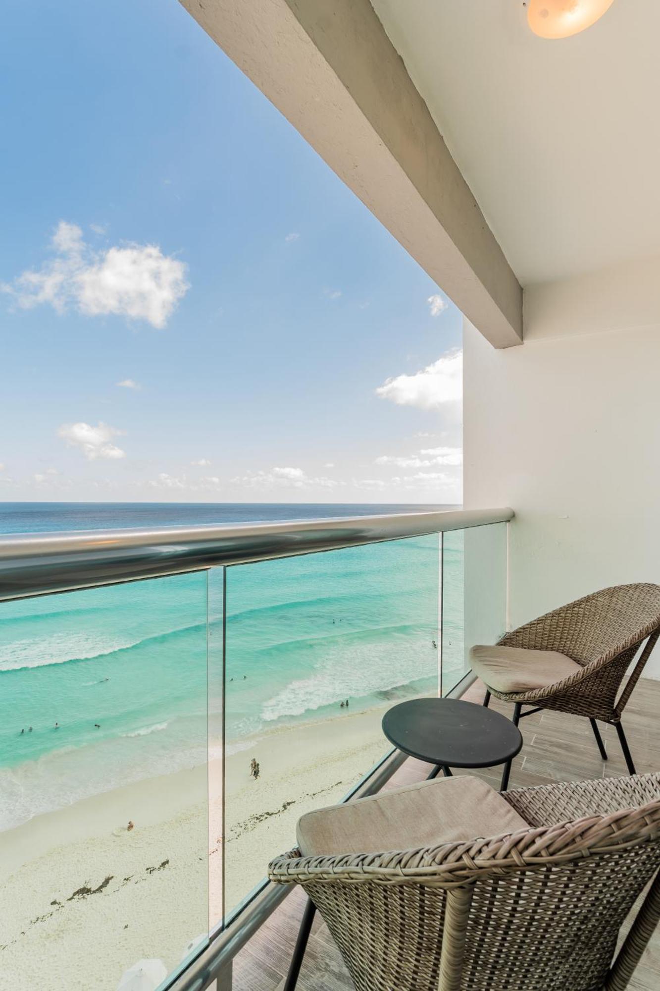קנקון The Ocean Vibes Suites By Casa Paraiso מראה חיצוני תמונה
