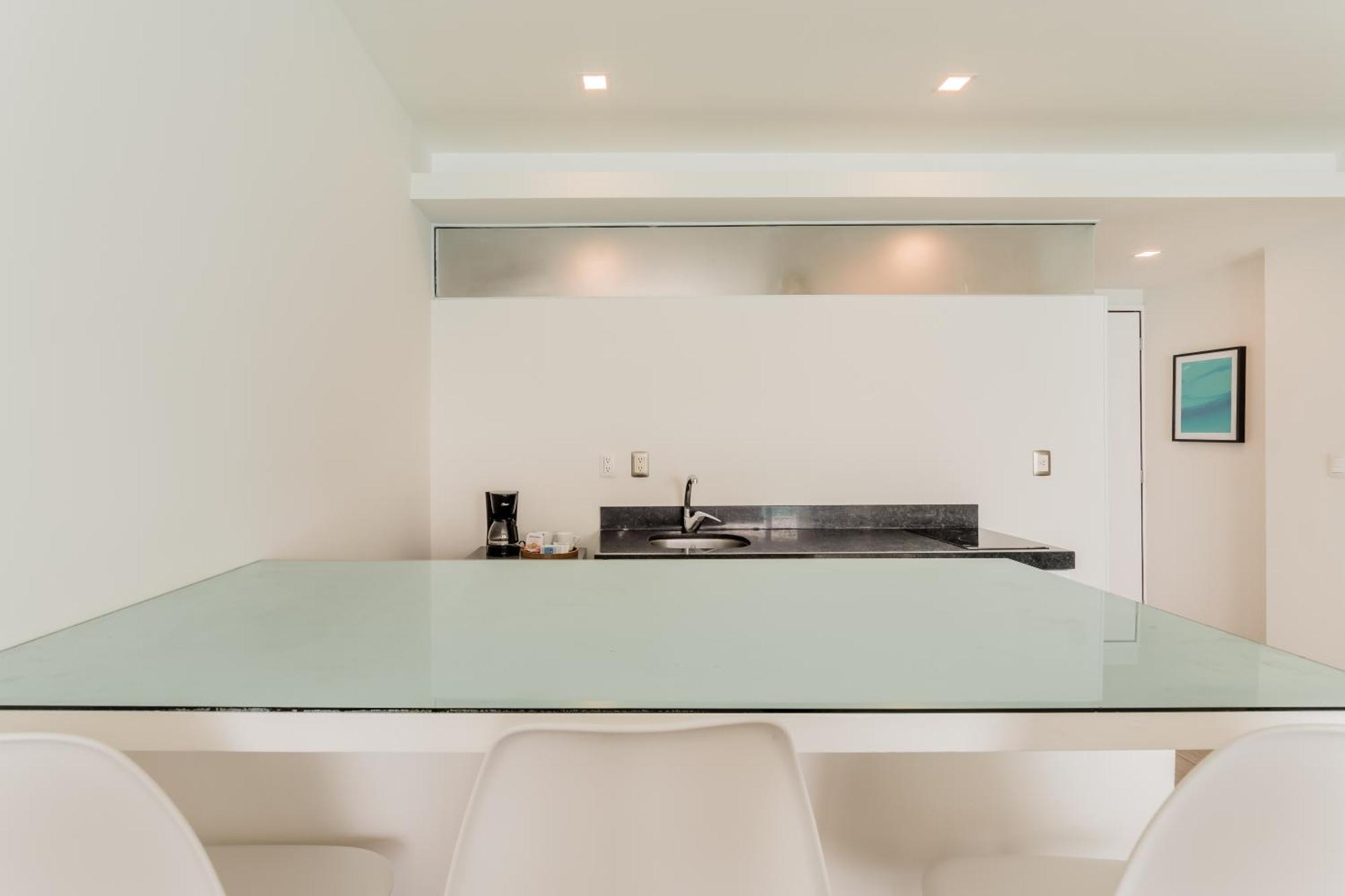 קנקון The Ocean Vibes Suites By Casa Paraiso מראה חיצוני תמונה